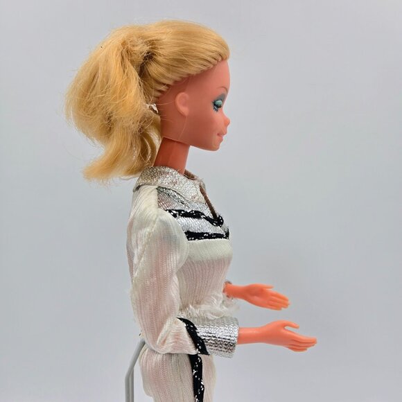 Vintage Western Barbie Winking Doll 1980 1757 Cowgirl Original Outfit Mattel Rea - Picture 13 of 16